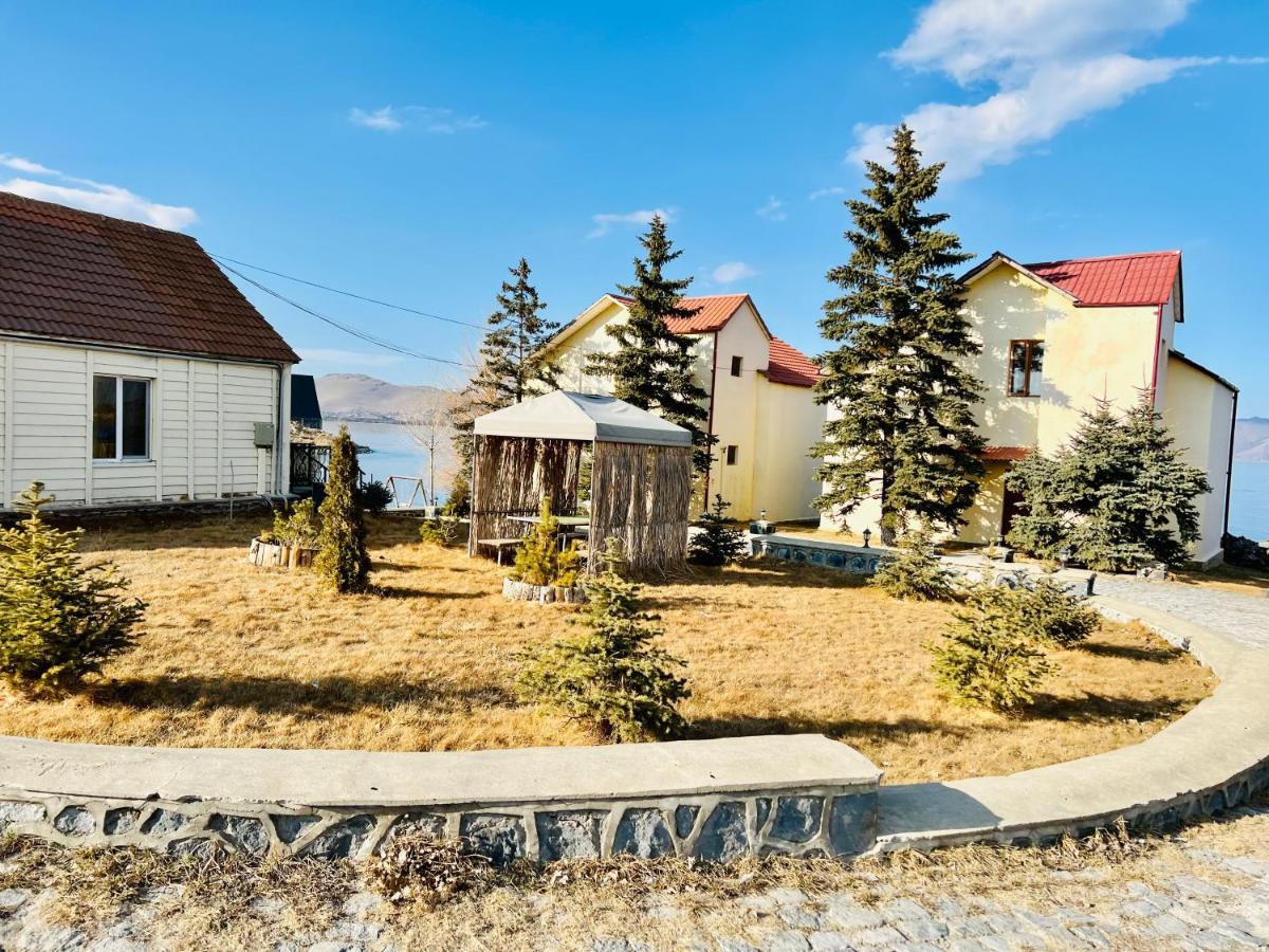 Noy Land Resort Sevan Extérieur photo